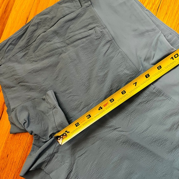 Athleta Trekkie north size 10 blue shorts - Picture 6 of 7